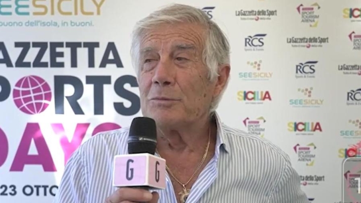 La leggenda del motociclismo, Giacomo Agostini, ha risposto alla nostra raffica di domande in 123 secondi, proprio come i 123 Gran Premi vinti in carriera (di Michela Cuppini)