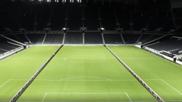 Una trasformazione radicale per ospitare il match di NFL tra Green Bay Packers e New York Giants. È quella che ha subito il Tottenham Hotspurs Stadium di Londra negli ultimi giorni. Guarda il video in timelapse