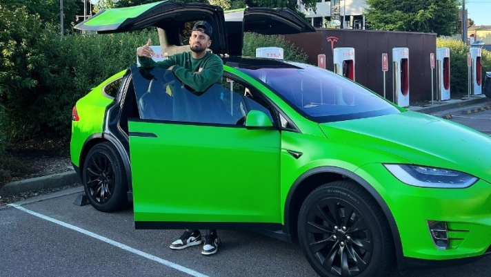 La Tesla Model X di Nick Kyrgios in una foto dal profilo Instagram del tennista