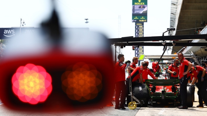 Semaforo rosso per Leclerc in qualifica in Spagna. GETTY