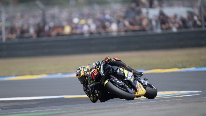 LE MANS, FRANCE - MAY 14:  Marco Bezzecchi of Italy and Mooney VR46 Racing Team rounds the bend during the MotoGP race during the MotoGP of France - Race on May 14, 2023 in Le Mans, France. (Photo by Mirco Lazzari gp/Getty Images)