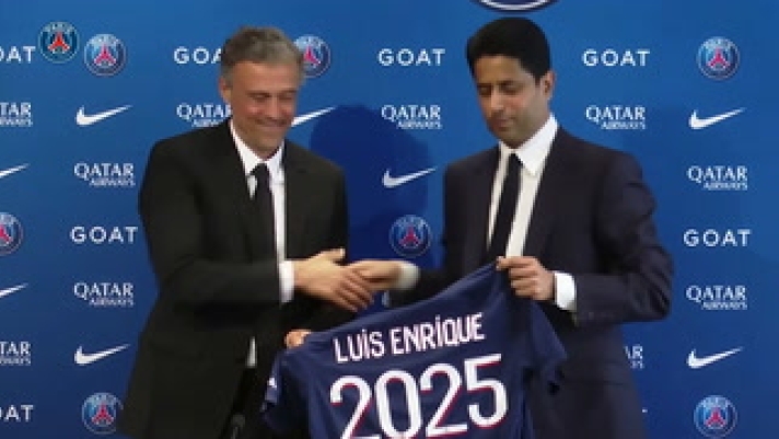 Luis Enrique è il nuovo allenatore del Paris Saint-Germain. Il tecnico spagnolo ha firmato un contratto di due anni.