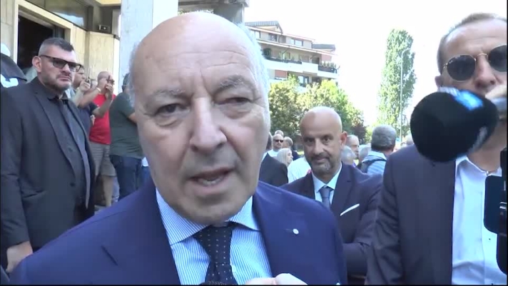 Beppe Marotta al termine dei funerali dell'ex centravanti nerazzurro esprime un pensiero personale
