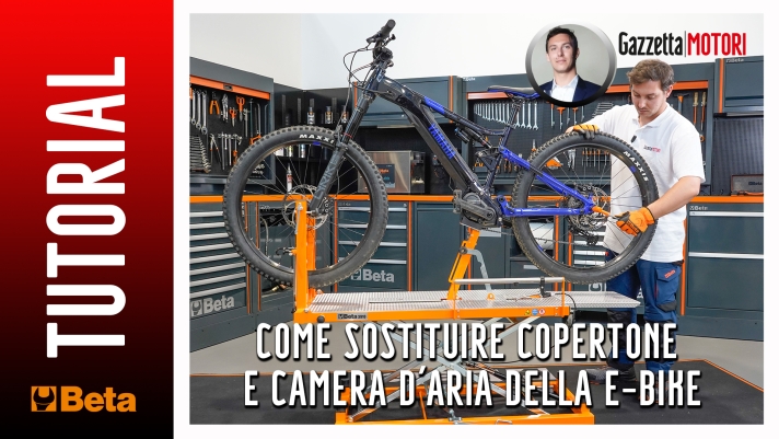 Officina Gazzetta Motori: come sostituire copertone e camera d'aria della e-bike