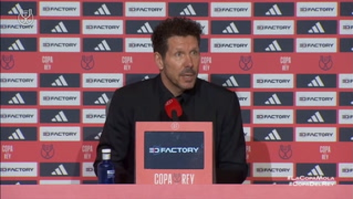 Diego Simeone elogia il bellissimo gol di Antoine Griezmann dopo aver vinto un duello con Vinícius Jr e dice che l'Atlético Madrid è fortunato ad averlo.