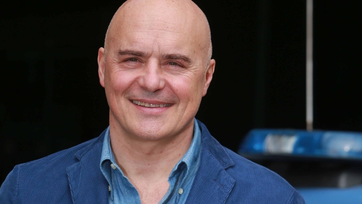 Foto Stefano Colarieti / LaPresse
Spettacolo
Roma, 24.02.2017 Sede rai Viale Mazzini, photocall per la nuova serie de'Il Commissario Montalbano'
nella foto: Luca Zingaretti
Foto Stefano Colarieti / LaPresse
Entertainment
Rome, 24.02. 2017 Viale Mazzini headquarters rai, photocall for the new series de'Il Commissario Montalbano '
in the picture: Luca Zingaretti