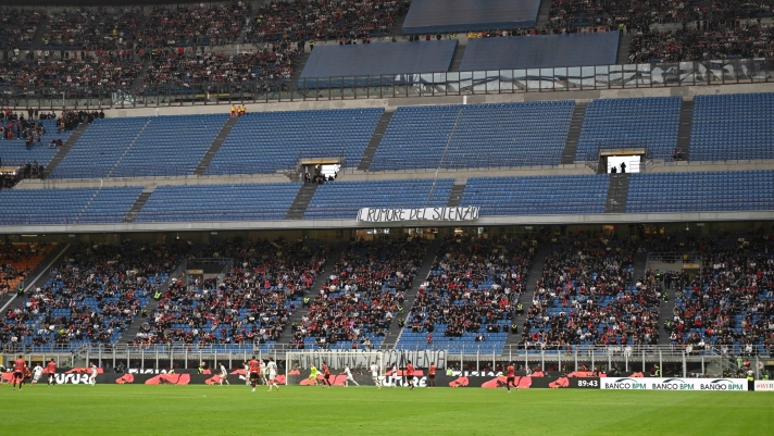 Milan’s supporters during the Serie A soccer match between Milan and Genoa at the Giuseppe Meazza Stadium in Milan, Italy - Sunday, May 05, 2024. Sport - Soccer . (Photo by Tano Pecoraro/Lapresse)