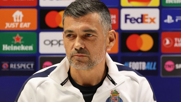 Porto's Portuguese coach Sergio Conceicao attends a press conference on the eve of the UEFA Champions Leauge round of 16 second leg football match against Arsenal, at the Emirates Stadium in London England, on March 11, 2024. (Photo by Adrian DENNIS / AFP)