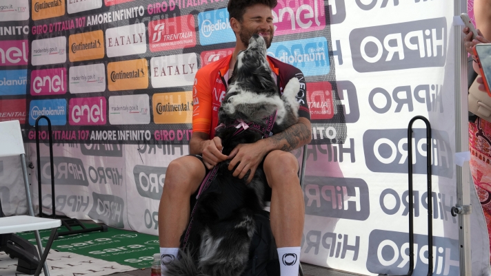 Ganna Filippo (Team Ineos Grenadiers) with dog during the stage 14 of the Giro d'Italia 2024 ITT from Castiglione delle Stiviere to Desenzano del Garda, Italy - Saturday, May 18, 2024 - Sport, Cycling (Photo by Gian Gian Mattia D'Alberto/ LaPresse
