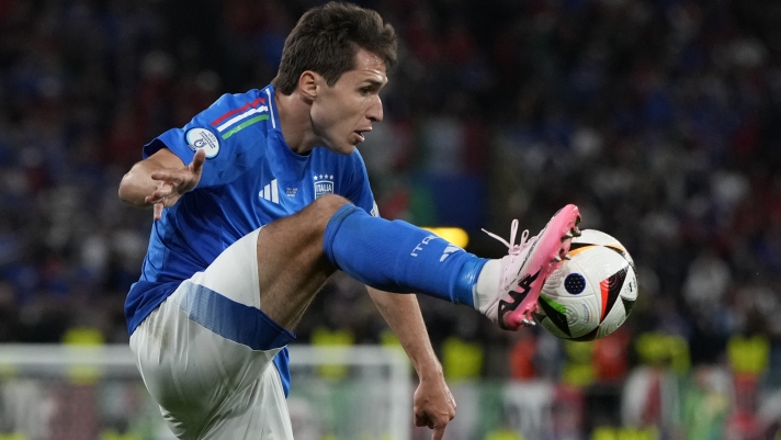 Italy's Federico Chiesa controls the ball during a Group B match between Italy and Albania at the Euro 2024 soccer tournament in Dortmund, Germany, Saturday, June 15, 2024. (AP Photo/Alessandra Tarantino)