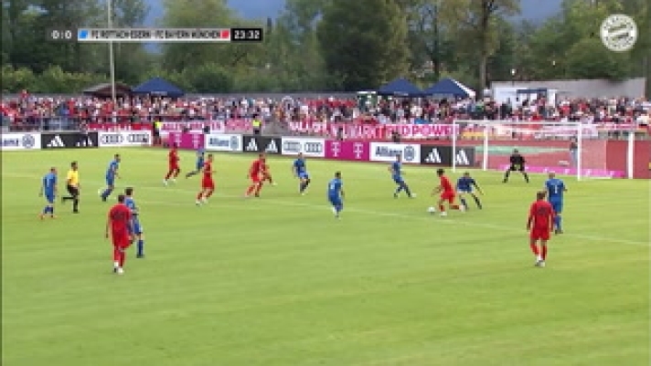 Guarda tutti i gol dell'amichevole pre-campionato tra FC Bayern e Rottach-Egern nel ritiro di Tegernese