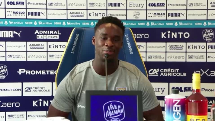 Il calciatore del Parma in conferenza stampa