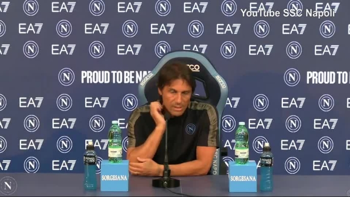 Il tecnico del Napoli in conferenza