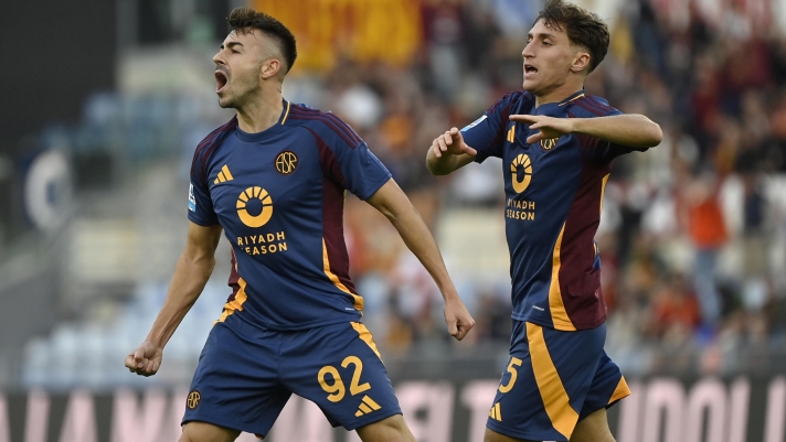 RomaÕs Stephan El Shaarawy celebrates his goal during the Serie A soccer match between AS Roma and Bologna FC at the Olimpico stadium in Rome, Italy, 10 November 2024. ANSA/RICCARDO ANTIMIANI