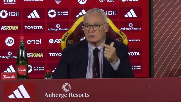 L'allenatore della Roma in conferenza