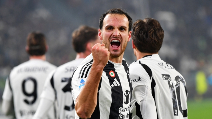 TURIN, ITALY - DECEMBER 14: Federico Gatti of Juventus celebrates scoring his team's first goal during the Serie A match between Juventus and Venezia at Allianz Stadium on December 14, 2024 in Turin, Italy. (Photo by Valerio Pennicino/Getty Images)