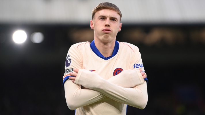 LONDON, ENGLAND - JANUARY 04: Cole Palmer of Chelsea celebrates scoring his team's first goal during the Premier League match between Crystal Palace FC and Chelsea FC at Selhurst Park on January 04, 2025 in London, England. (Photo by Justin Setterfield/Getty Images)