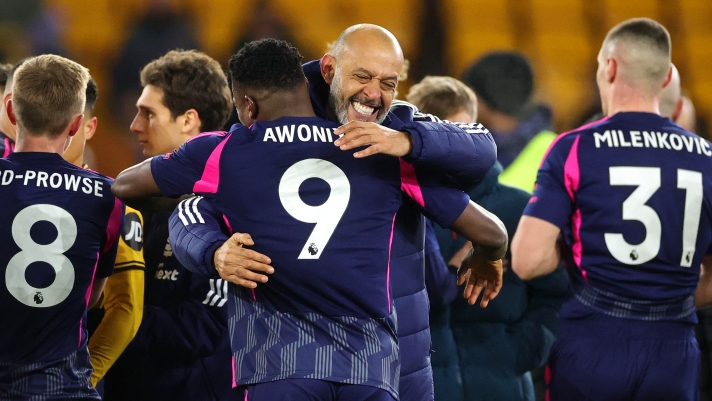 WOLVERHAMPTON, ENGLAND - JANUARY 06: Nuno Espirito Santo, Manager of Nottingham Forest, interacts with Taiwo Awoniyi of Nottingham Forest after victory in the Premier League match between Wolverhampton Wanderers FC and Nottingham Forest FC at Molineux on January 06, 2025 in Wolverhampton, England. (Photo by David Rogers/Getty Images)