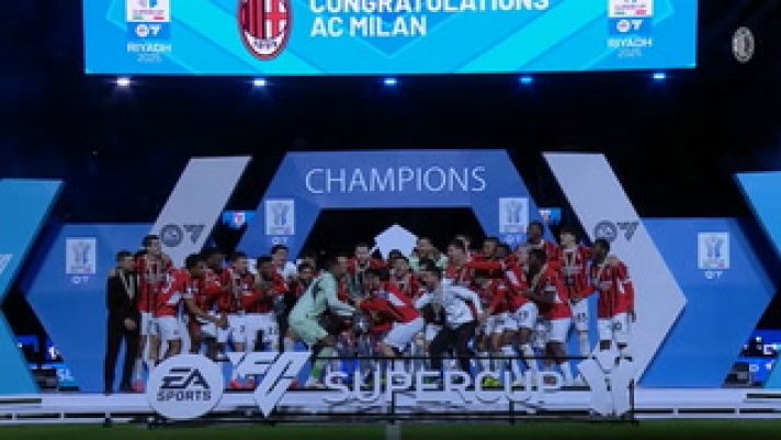 Il Milan ha festeggiato il suo ottavo titolo in Supercoppa Italiana dopo l'emozionante vittoria per 3-2 in finale sull'Inter all'Al-Awwal Park di Riyadh.