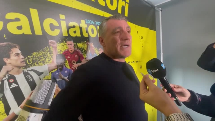 Lex attaccante commenta il momento che sta vivendo il calciatore argentino dellInter a margine della presentazione del nuovo album Panini.