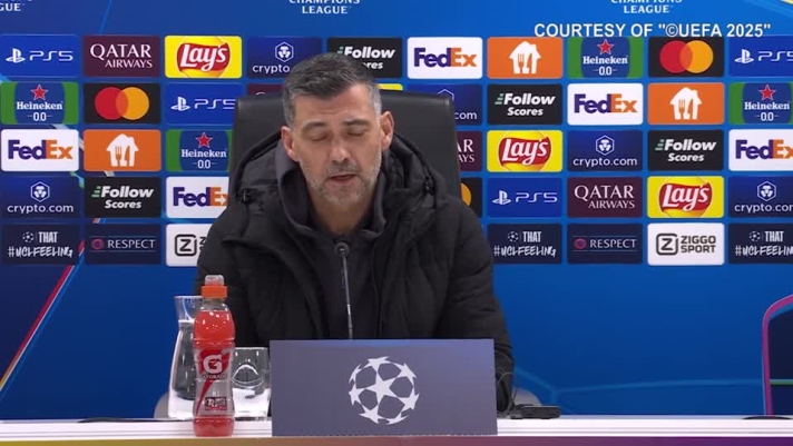 Il tecnico del Milan, alla vigilia dellandata dei playoff di Champions League contro il Feyenoord non si sbilancia sullutilizzo dal primo minuto di Gimenez, Leao, Joao Felix e Pulisic.