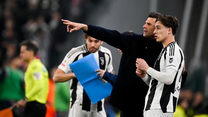 TURIN, ITALY - FEBRUARY 26: Head coach of Juventus Thiago Motta gives instructions to his player Kenan Yildiz as he prepares to take the pitch during the Coppa Italia Quarter Final match between Juventus and Empoli at Allianz Stadium on February 26, 2025 in Turin, Italy. (Photo by Daniele Badolato - Juventus FC/Juventus FC via Getty Images)