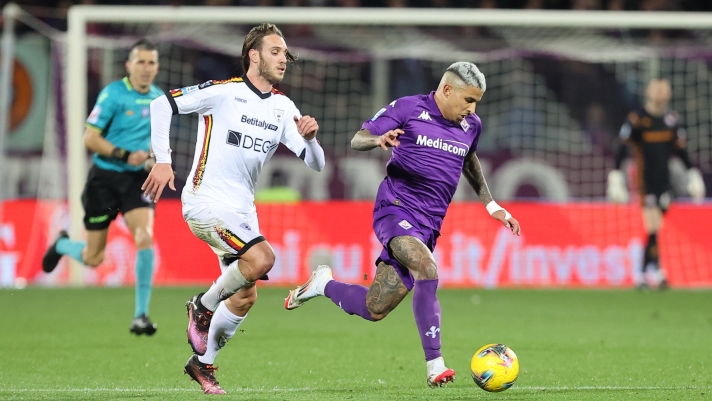 Lecce's defender Antonino Gallo (L) and Fiorentina's defender Dodo' (R) in action during the Italian serie A soccer match ACF Fiorentina vs U.S. Lecce at Artemio Franchi Stadium in Florence, Italy, 28 February 2025 ANSA/CLAUDIO GIOVANNINI