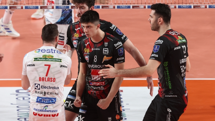 VOLLEY PALLAVOLO. Finale scudetto superlega CREDEM BANCA. Lube Civitanova - Itas Trentino.