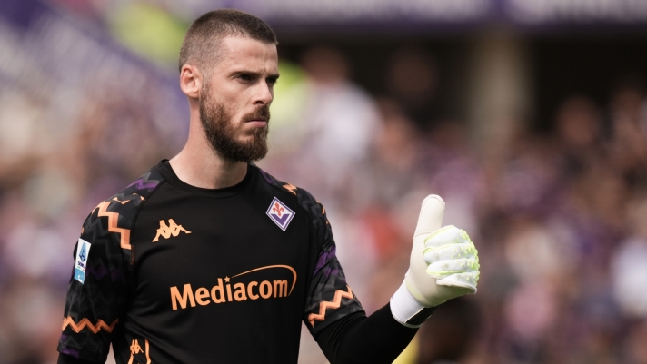 Fiorentina?s goalkeeper David De Gea shouts instructions to his teammates during the Serie A Enilive 2024/2025 match between Fiorentina and Lazio - Serie A Enilive at Artemio Franchi Stadium - Sport, Soccer - Florence, Italy - Sunday September 22, 2024 (Photo by Massimo Paolone/LaPresse)