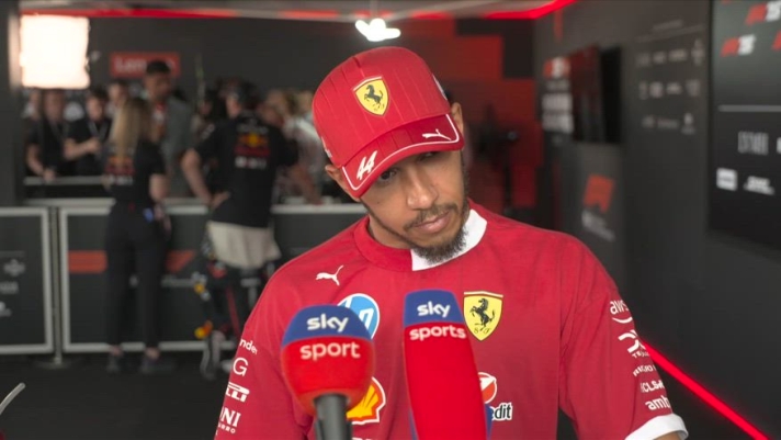 Видео: Хэмилтон, какое самобичевание: `Возможно, Ferrari нужно сменить пилота…`