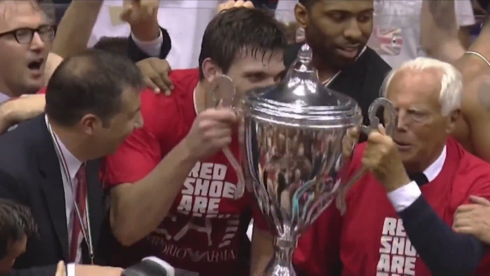 Olimpia Milano basketball team winning