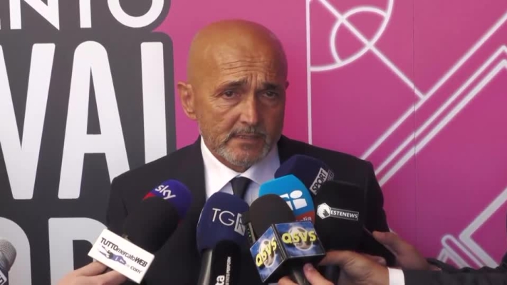 VIDEO: Spalletti scherza con i giornalisti: `Come sto? Benissimo... corriamo i 100 metri`