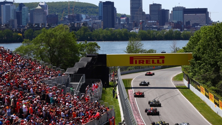 MONTREAL, QC - JUNE 09: Sebastian Vettel of Germany driving the (5) Scuderia Ferrari SF90 leads the field including Pierre Gasly of France and Red Bull Racing during the F1 Grand Prix of Canada at Circuit Gilles Villeneuve on June 9, 2019 in Montreal, Canada.   Dan Istitene/Getty Images/AFP
== FOR NEWSPAPERS, INTERNET, TELCOS & TELEVISION USE ONLY ==