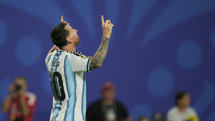 Argentina's forward #10 Lionel Messi celebrates scoring his team's third goal during the 2026 World Cup Group J football match between Argentina and Algeria at the Kansas City Stadium in Kansas City on June 16, 2026.  (Photo by JUAN MABROMATA / AFP)