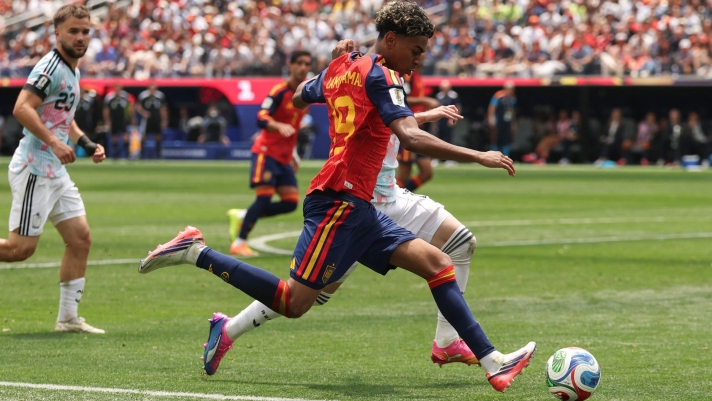 Spain's forward #19 Lamine Yamal kicks the ball during the 2026 World Cup football tournament quarter-final match between Spain and Belgium at the Los Angeles Stadium in Inglewood on July 10, 2026.  (Photo by ETIENNE LAURENT / AFP)