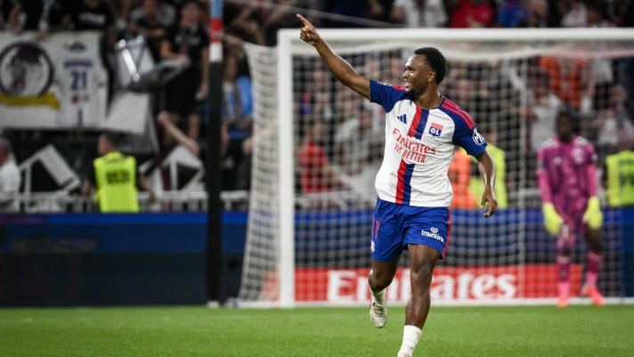 Lyon's Belgian forward #17 Lois Openda celebrates after scoring his team's first goal during the French L1 football match between Olympique Lyonnais (OL) and Le Havre AC (HAC) at the Groupama Stadium in Decines-Charpieu, central-eastern France on August 29, 2026. (Photo by ARNAUD FINISTRE / AFP)