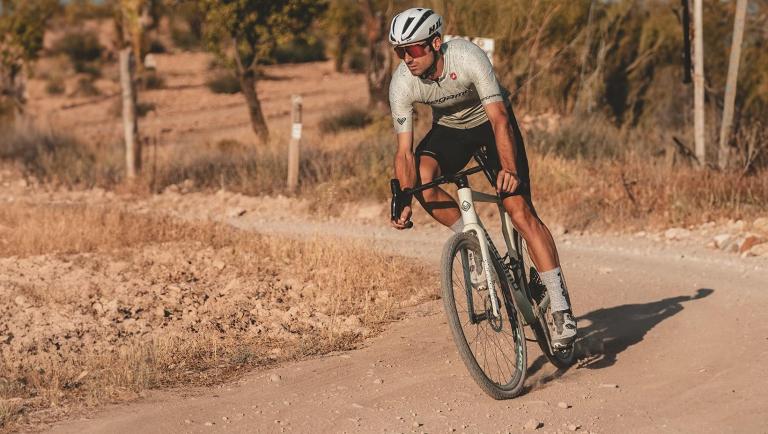 Megamo ciclocross sales