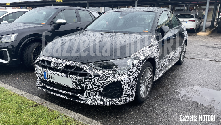 Audi A3: foto spia restyling dei prototipi