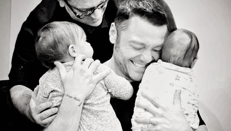 Tiziano Ferro e Victor Allen divorziano, il nodo dei figli