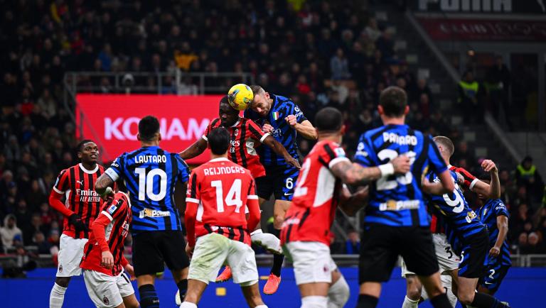 Milan-Inter 1-1 De Vrij’s Last-Minute Strike Draws the Derby in a Thrilling Clash
