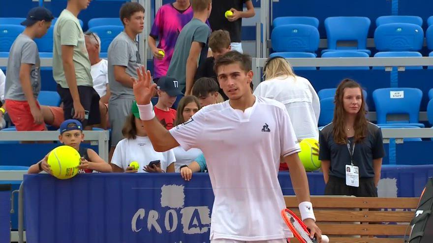 Video Atp Umago, Arnaldi batte de Jong 6-3 6-2: il match point