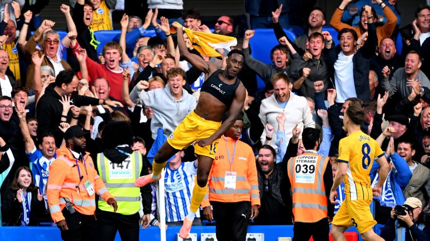 Chelsea Brighton 1 3, doppietta di Welbeck: gli highlights