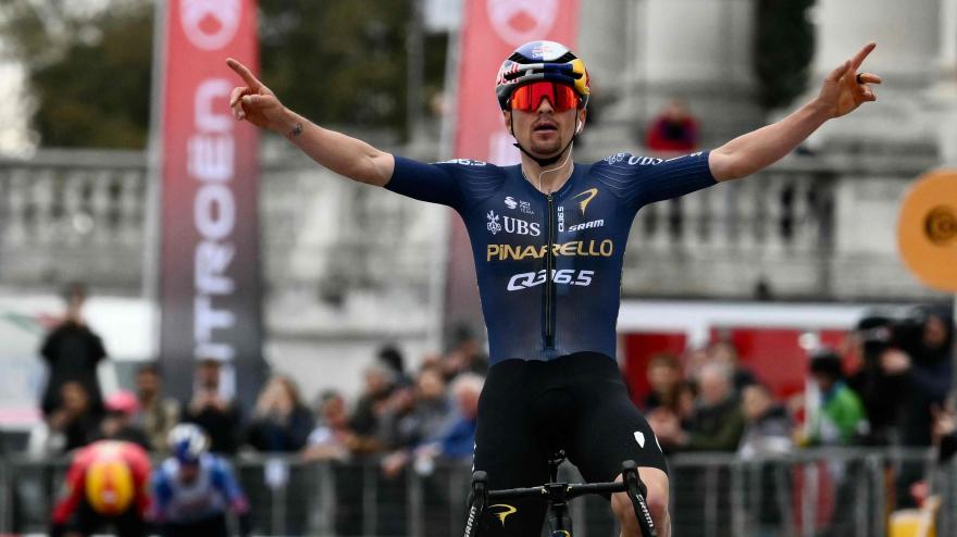Milano Torino, highlights: Roglic ci prova, Pidcock trionfa a Superga
