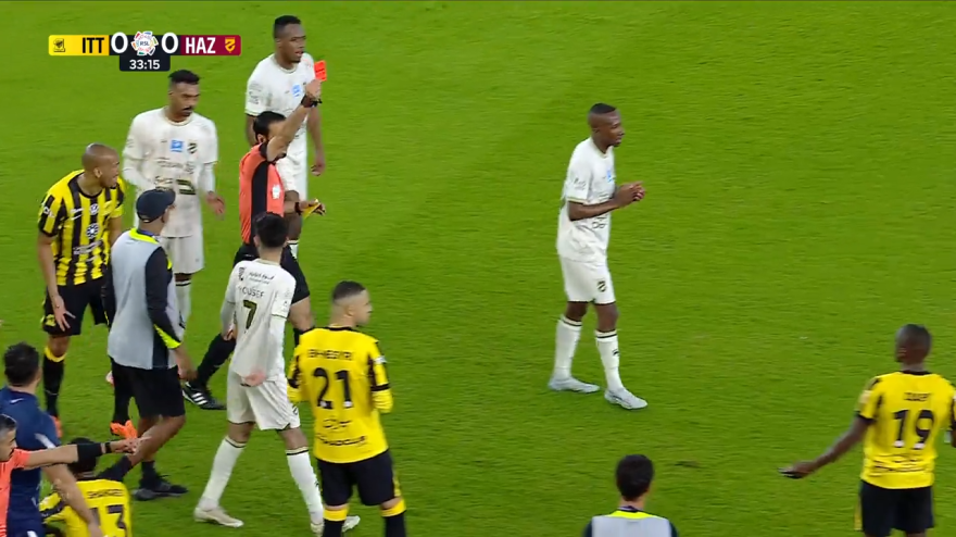 Diaby perde la testa! Fallaccio e rosso contro l'Al Hazem