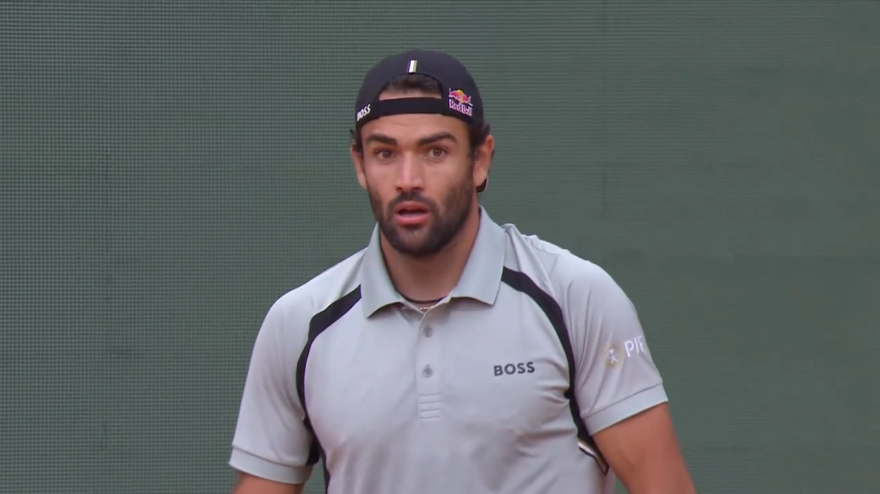 Montecarlo, Bautista costretto al ritiro: Berrettini lo scopre così