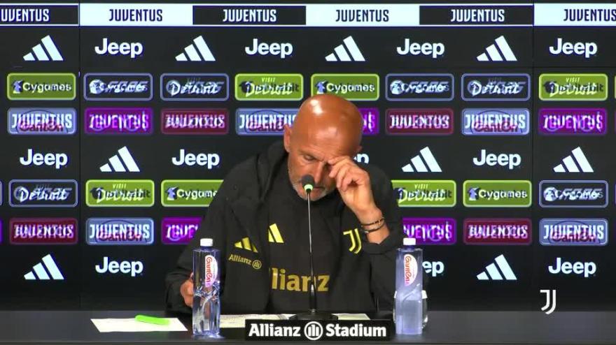Un cellulare disturba la conferenza di Spalletti: guarda la sua reazione