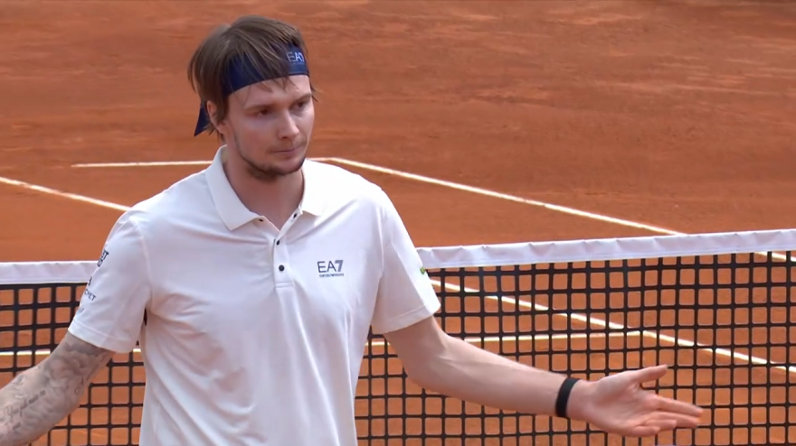 Atp Roma, la top 5 dei colpi del sabato: cosa si è inventato Bublik!