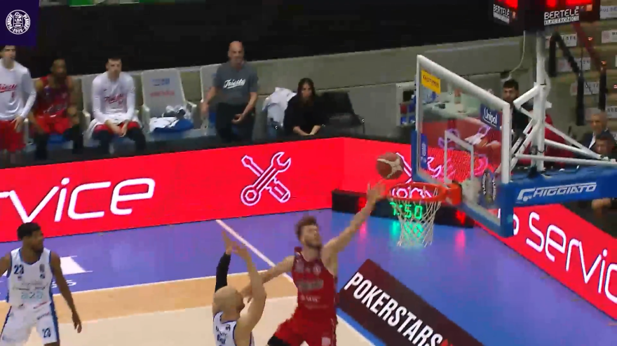 Trieste tocca il +18, poi è rimonta-Brescia: gli highlights di gara 3