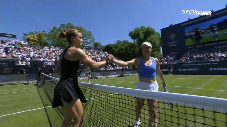 Sakkari Putintseva, il finale di match è scoppiettante: "Non sei umana, vai a farti..." Sakkari Putintseva, il finale di match è scoppiettante: "Non sei umana, vai a farti..."