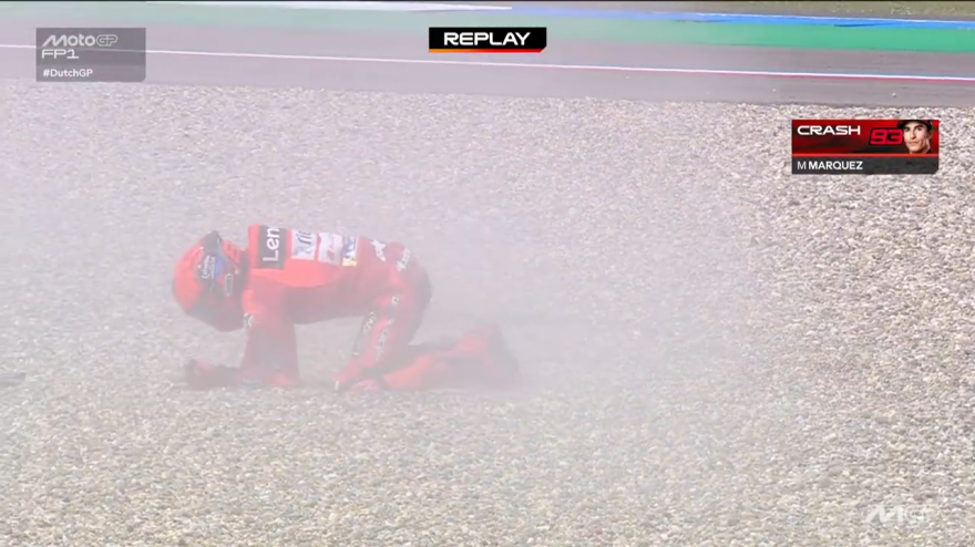 Spavento per Marc Marquez: il video della tremenda caduta nelle FP1 ad Assen Spavento per Marc Marquez: il video della tremenda caduta nelle FP1 ad Assen